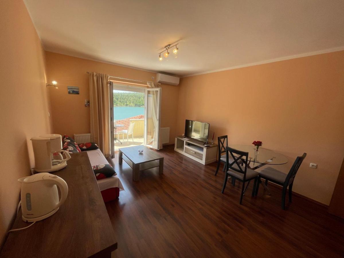 Apartment Duje Ribnica