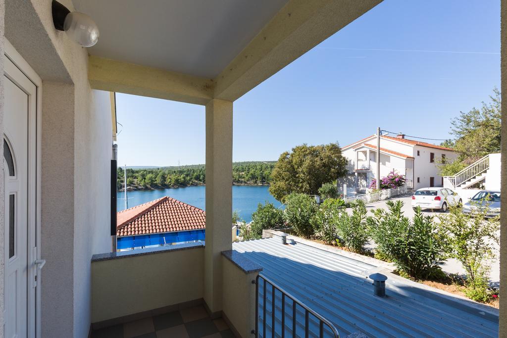 Apartment Duje Ribnica